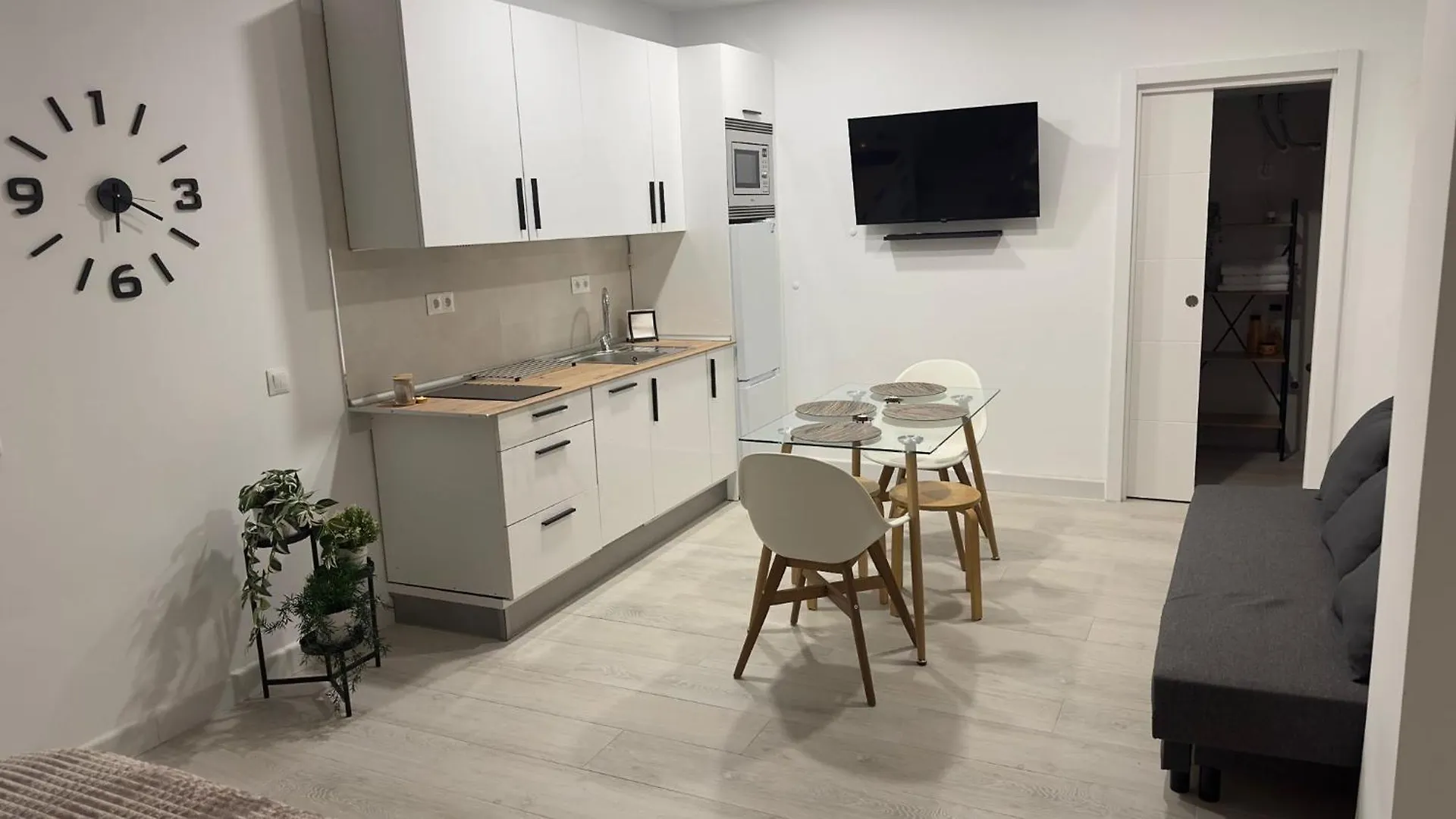 Loft Coqueto Cerca De La Playa Apartment Malaga